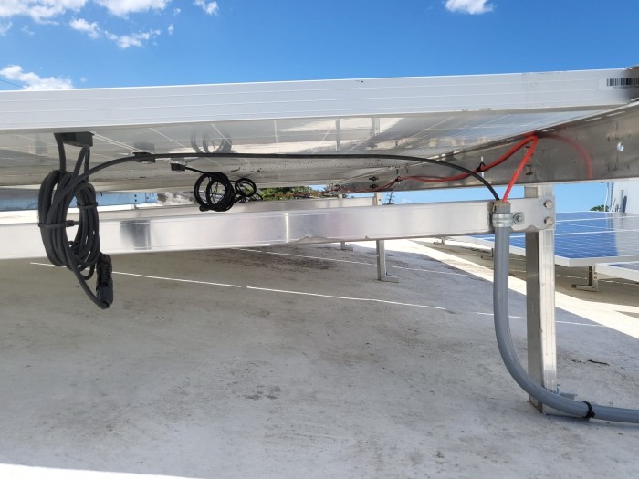 BTU18000 solar air conditioner case in Puerto Rico